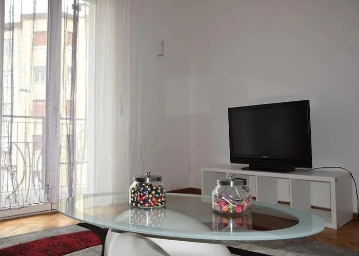 Frugol Nest * コモ